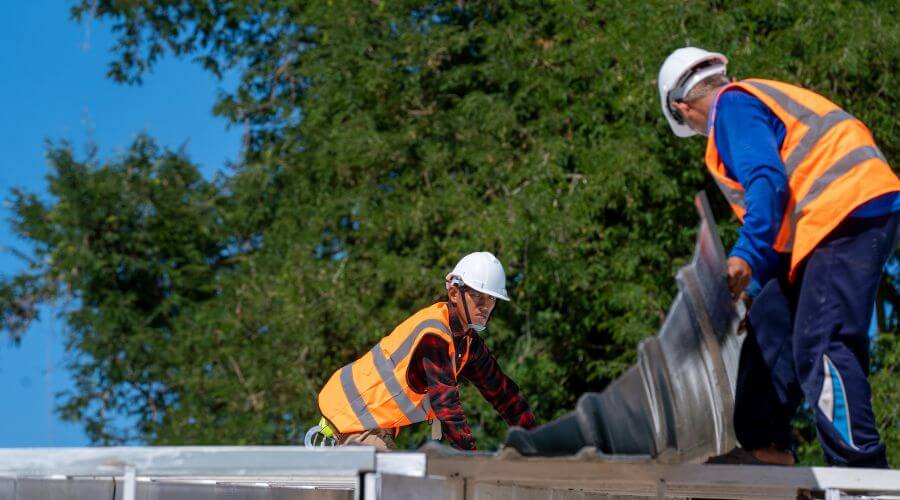 Professional new roof installation services in Evans, WA